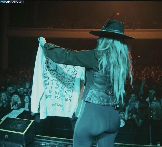 Lainey Wilson / laineywilsonmusic Naken OnlyFans  Läckta Foto #1