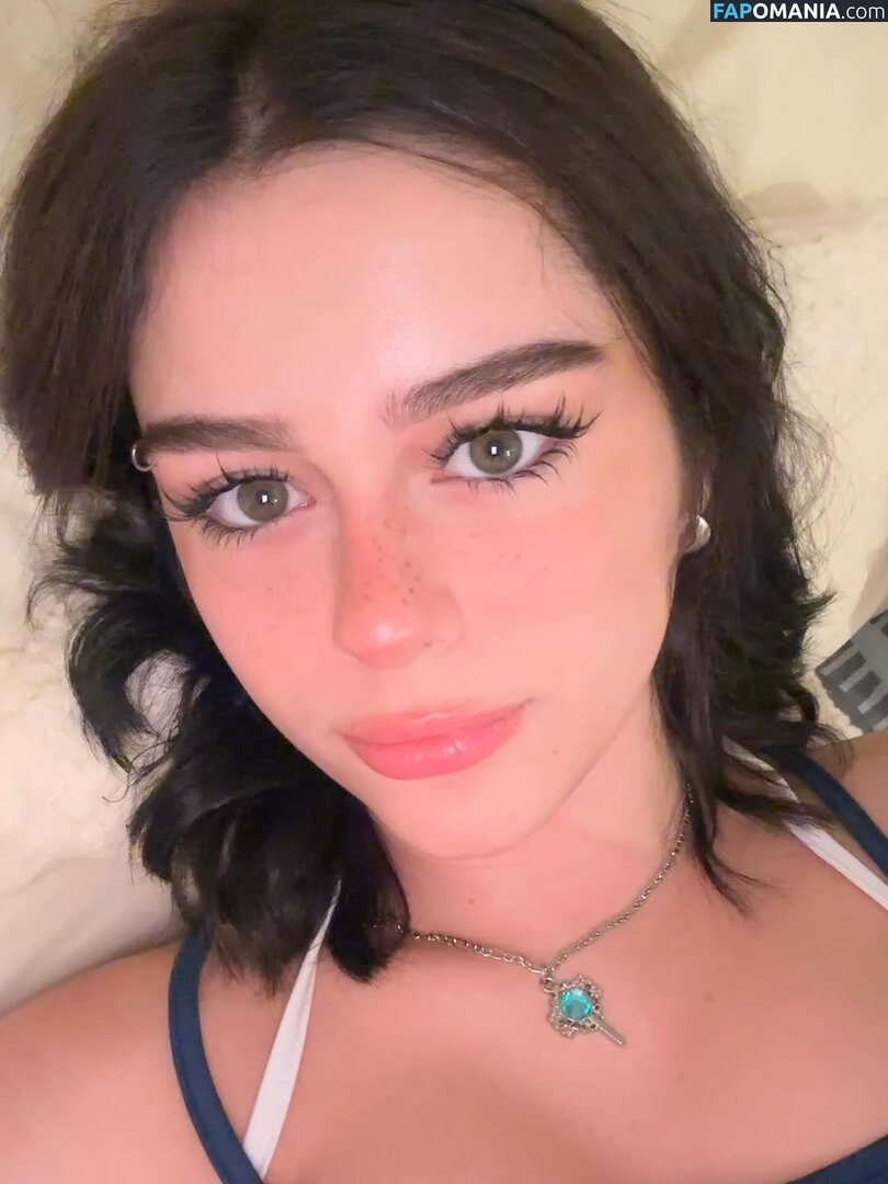 Lana Banana / Lana Luise / alanaluise Naken OnlyFans  Läckta Foto #1