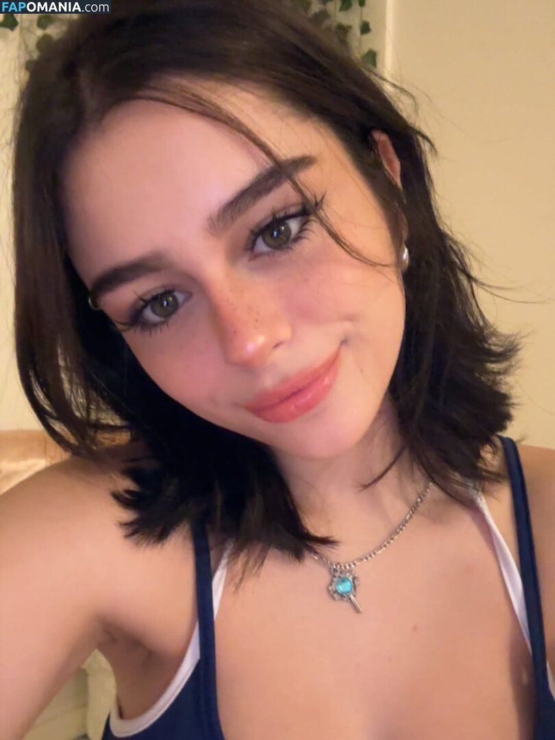 Lana Banana / Lana Luise / alanaluise Naken OnlyFans  Läckta Foto #2