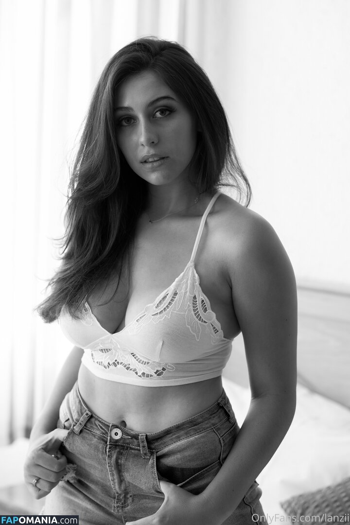 lanzii / x.lanzi Naken OnlyFans  Läckta Foto #9