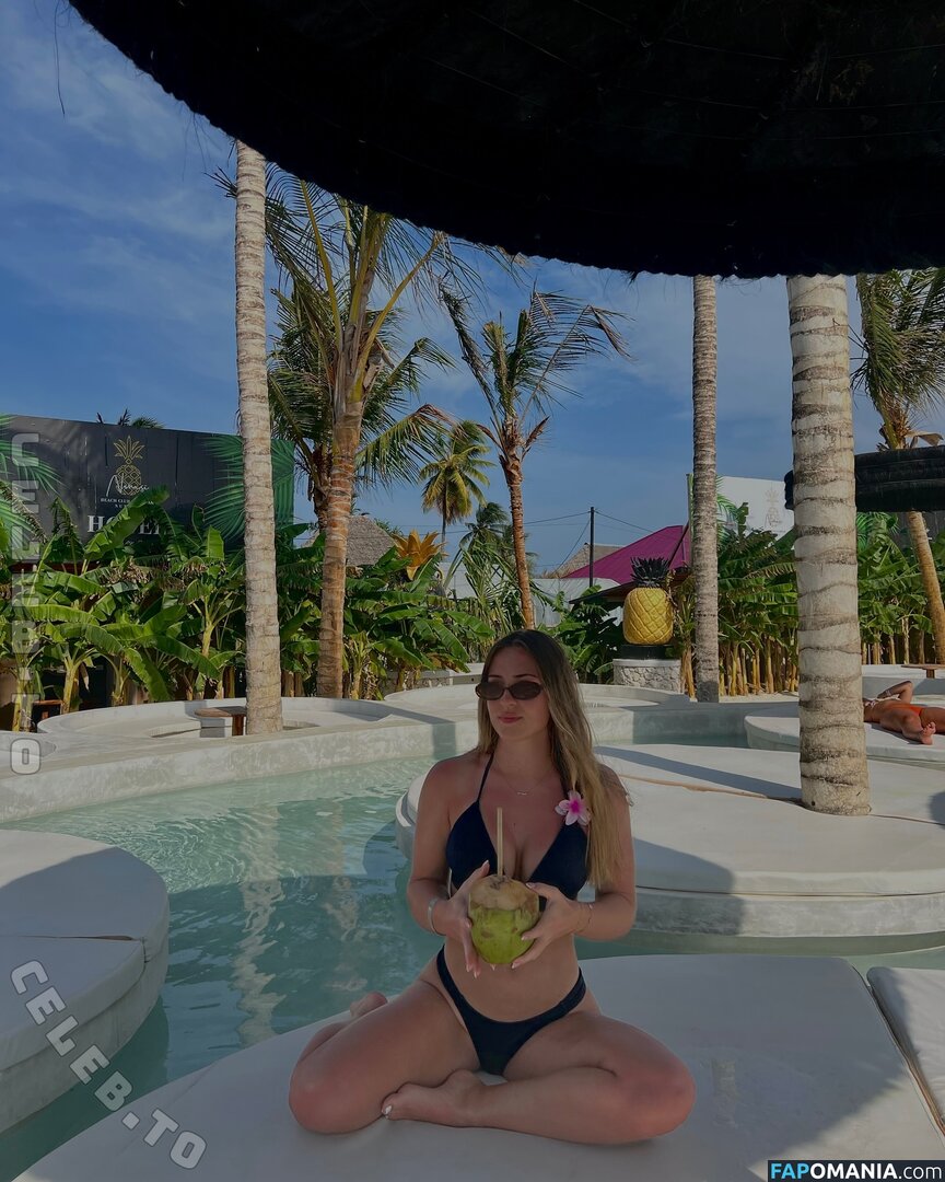 lara.gbdt Naken OnlyFans  Läckta Foto #9