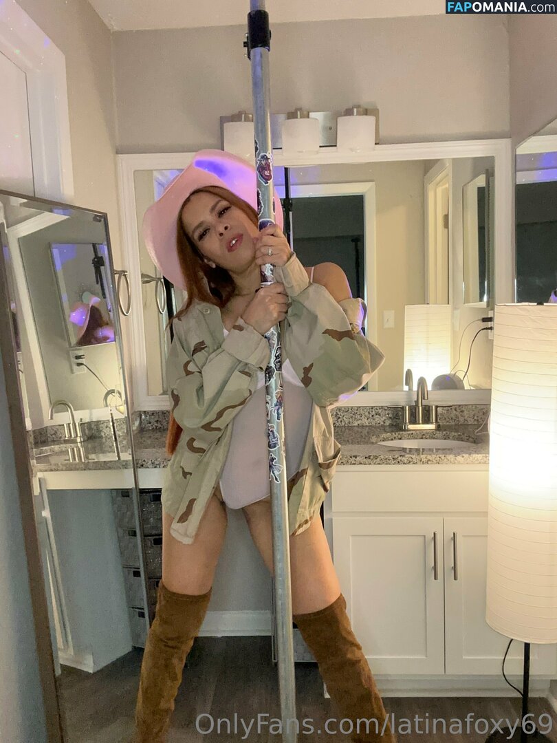 fnaffoxy69 / latinafoxy69 Naken OnlyFans  Läckta Foto #11