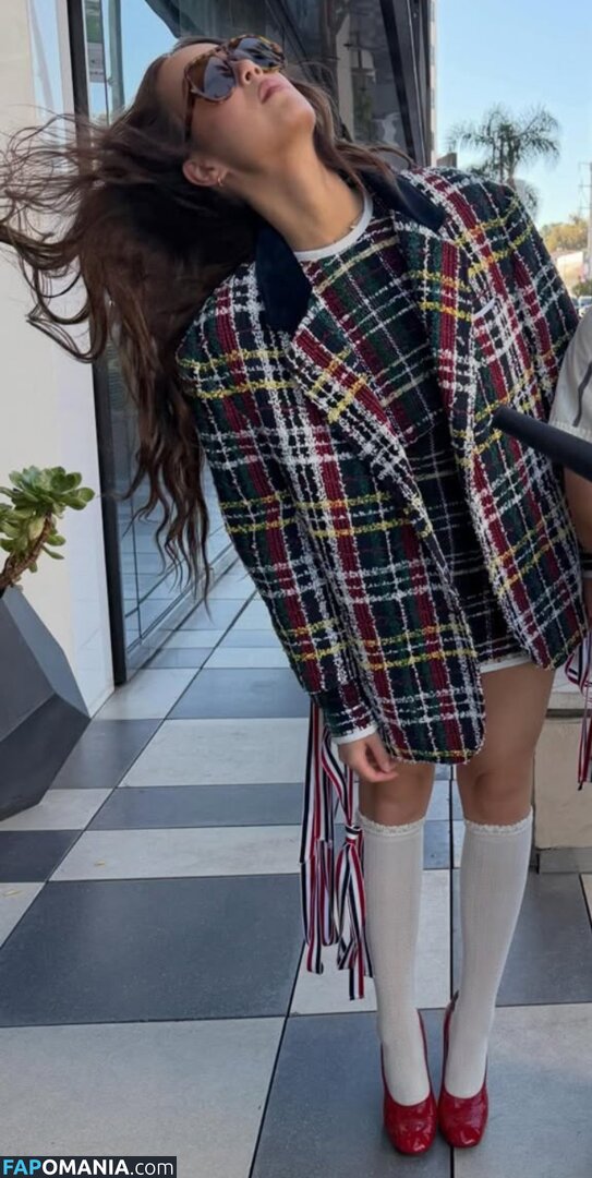 Laufey Lin / laufey Naken OnlyFans  Läckta Foto #147