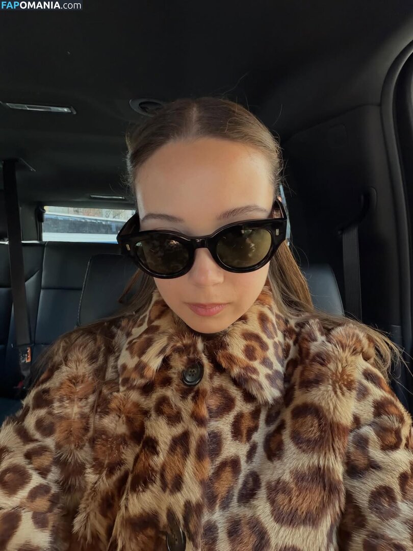 Laufey Lin / laufey Naken OnlyFans  Läckta Foto #149
