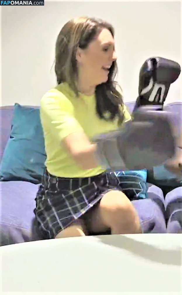 Laura Tobin Naken OnlyFans  Läckta Foto #11