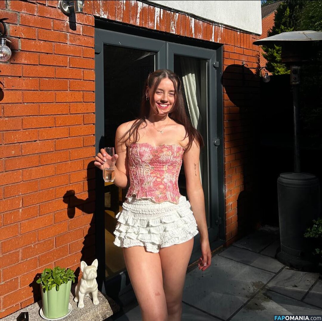 Laura Wilshaw / https: Naken OnlyFans  Läckta Foto #3