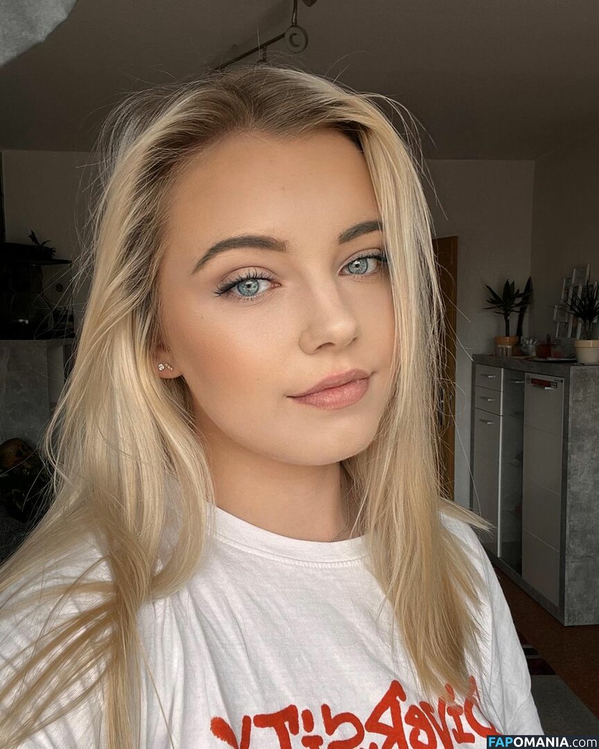 Laura / https: / laurabeverlin / llaurenha / lolilau Naken OnlyFans  Läckta Foto #83