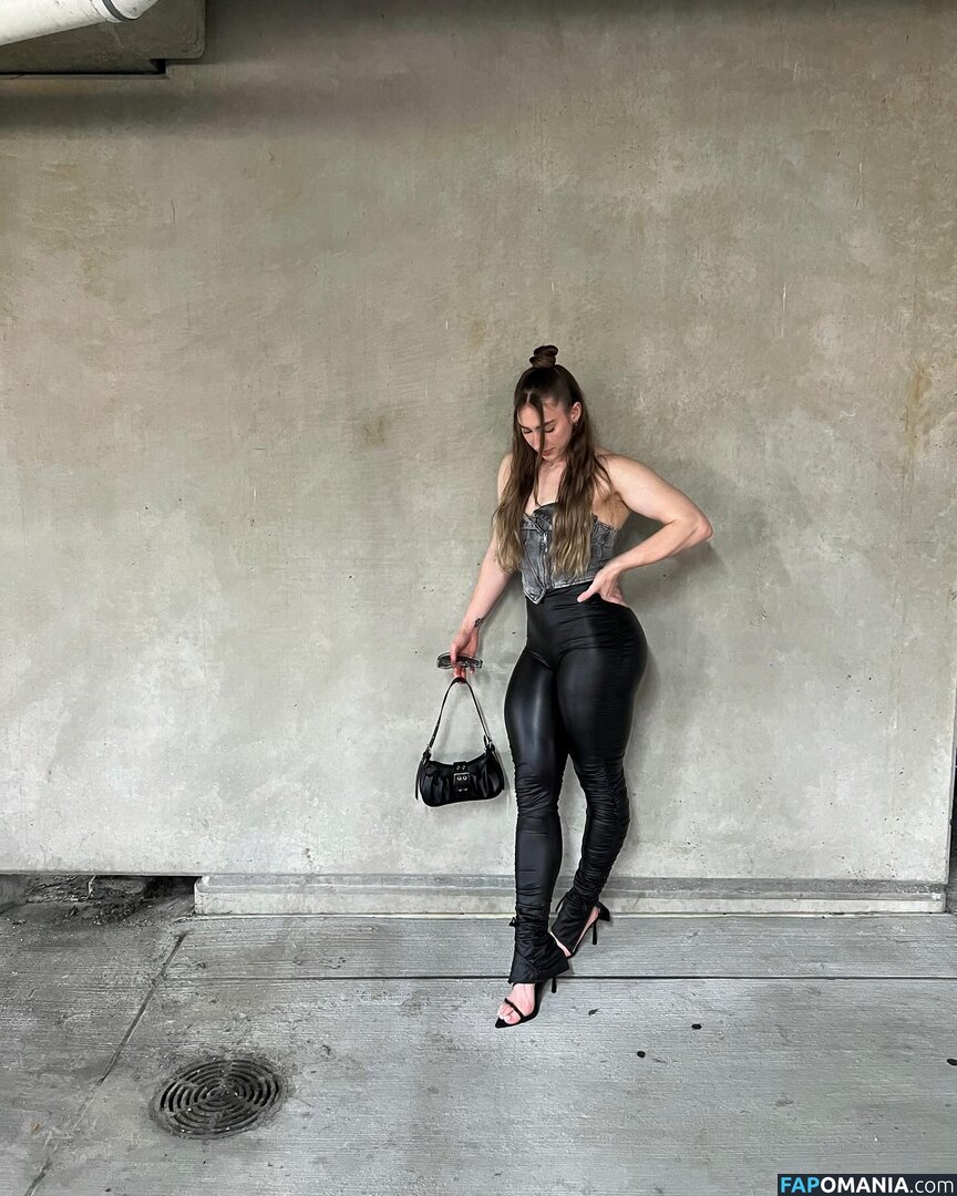 Lauren Rawls / cptlaurenfit Naken OnlyFans  Läckta Foto #1