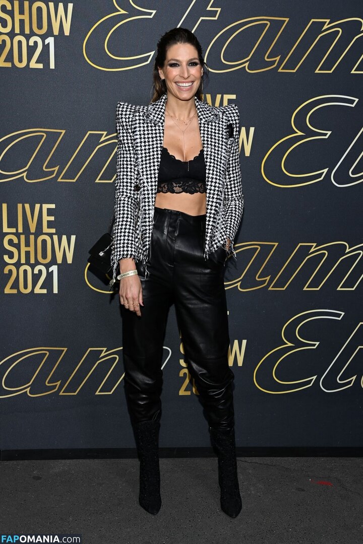 Laury Thilleman / laurythilleman Naken OnlyFans  Läckta Foto #6