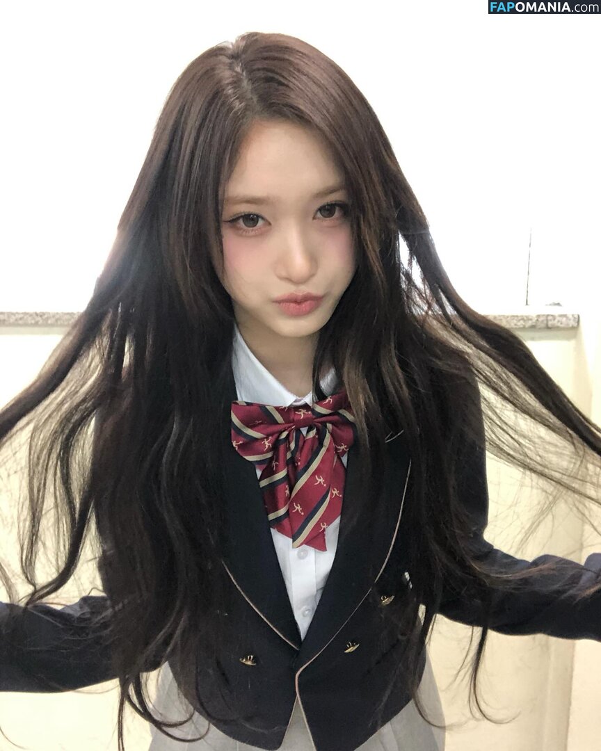 Lee Hyun-Seo / eeseooes / https: / iveleeseoi Naken OnlyFans  Läckta Foto #2