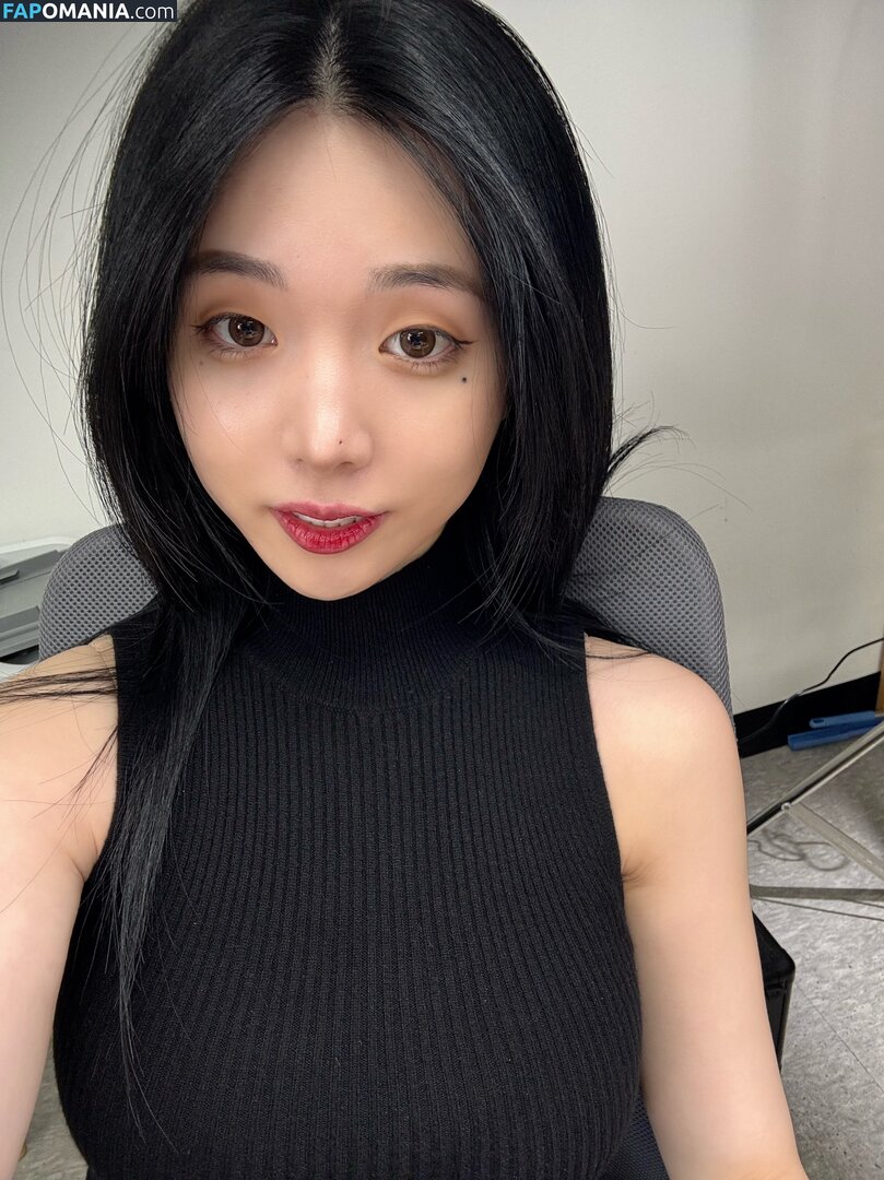 Lee Yeonwoo / yeonwooahh / 이연우 Naken OnlyFans  Läckta Foto #32