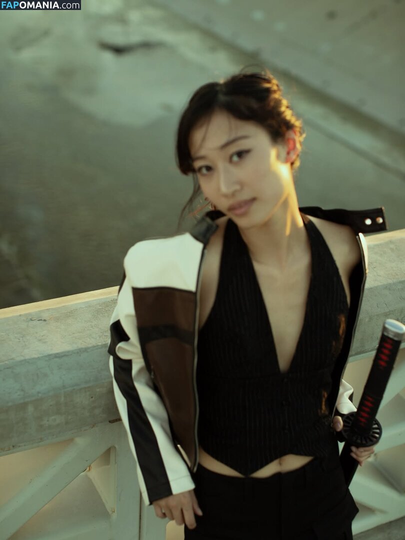 Famous Asian tiktoker / Leenda Dong / leendadong / leendaphotodumps Naken OnlyFans  Läckta Foto #5