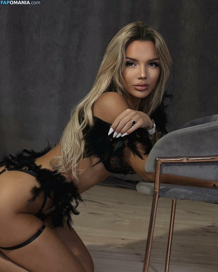 lera.koldomasova / lera_koldomasova_ / lera_lera_onlyfans Naken OnlyFans  Läckta Foto #6