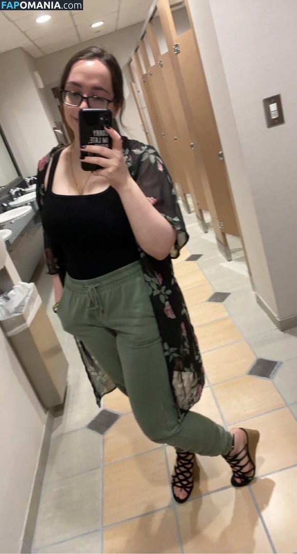 LermyWermy Naken OnlyFans  Läckta Foto #3