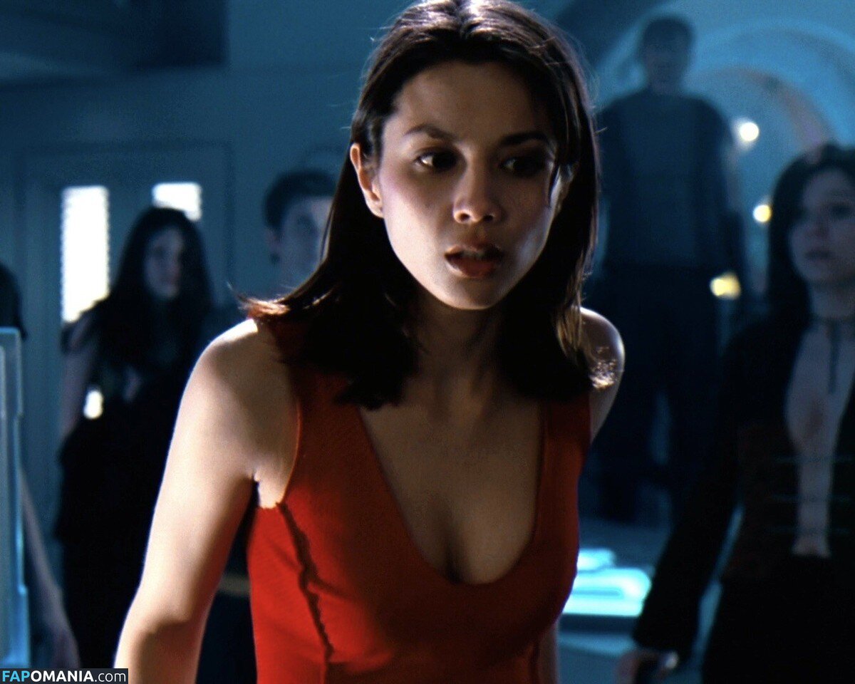 Lexa Doig Naken OnlyFans  Läckta Foto #16