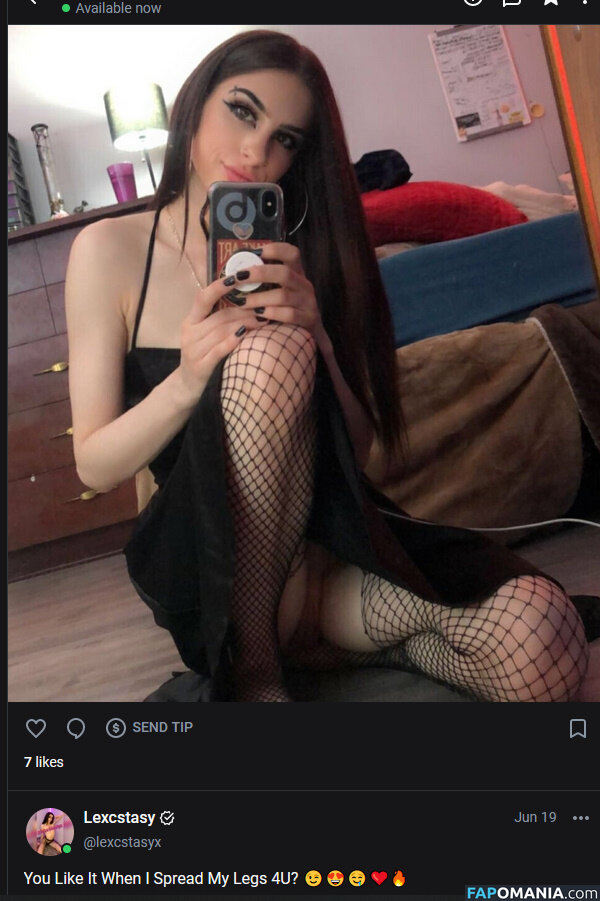 Lexcstasy / Lexi Burt / emmiinem / lexcstasyx Naken OnlyFans  Läckta Foto #13