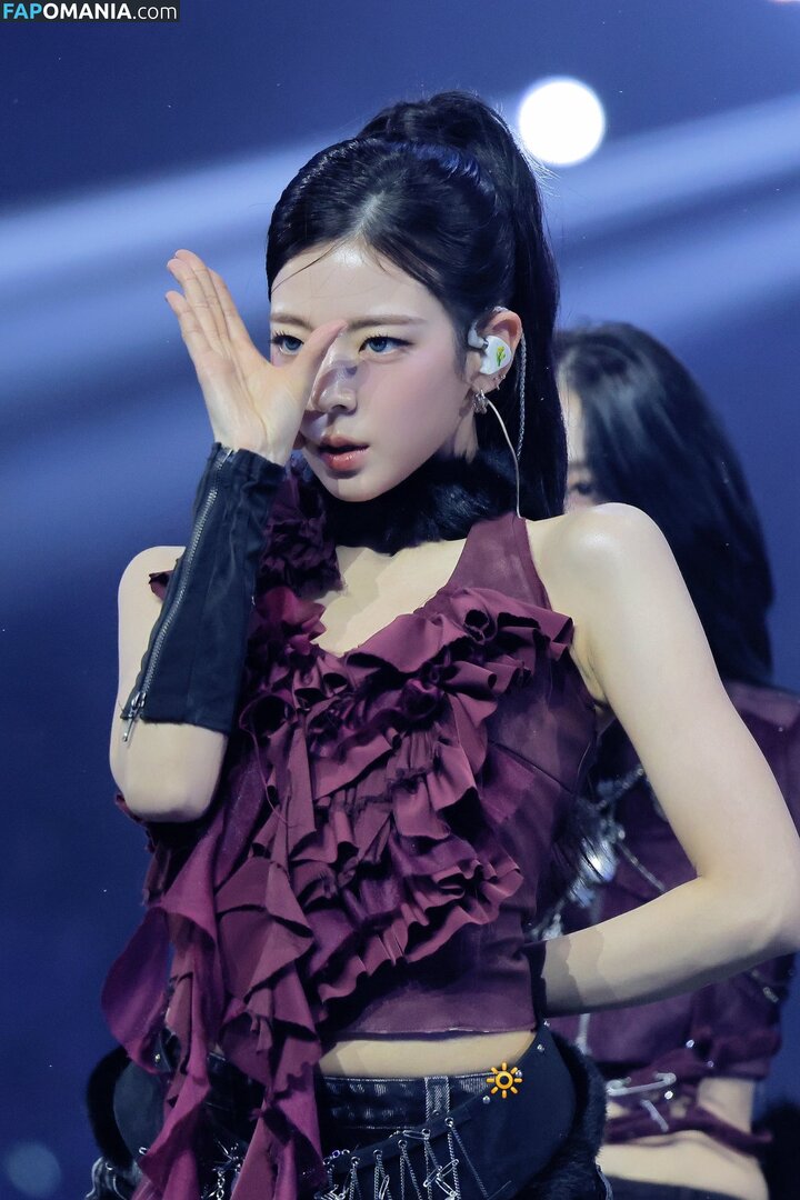 Choi Ji-su / ITZY / lia_loves___ / 최지수 Naken OnlyFans  Läckta Foto #1