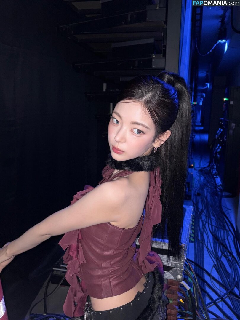 Choi Ji-su / ITZY / lia_loves___ / 최지수 Naken OnlyFans  Läckta Foto #6