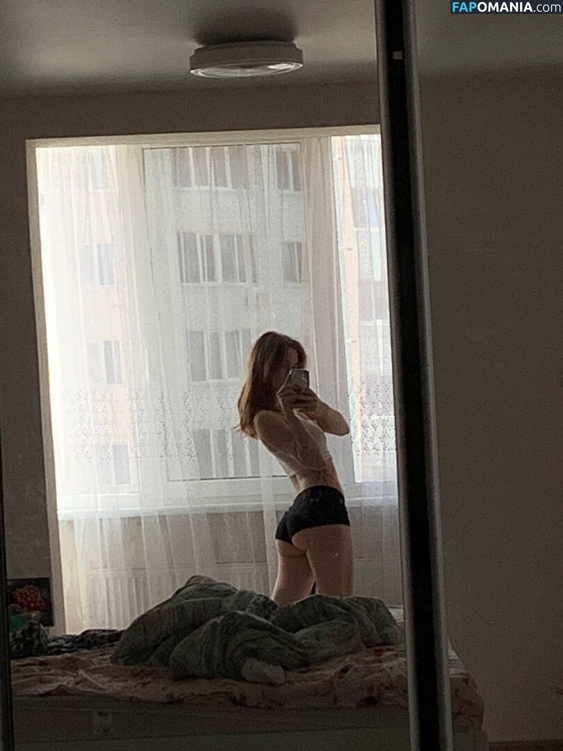 liana_kisses Naken OnlyFans  Läckta Foto #1