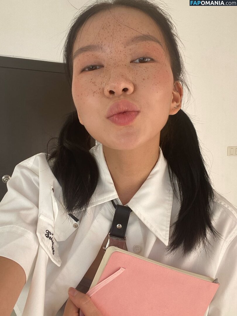lil_kris_xo Naken OnlyFans  Läckta Foto #2