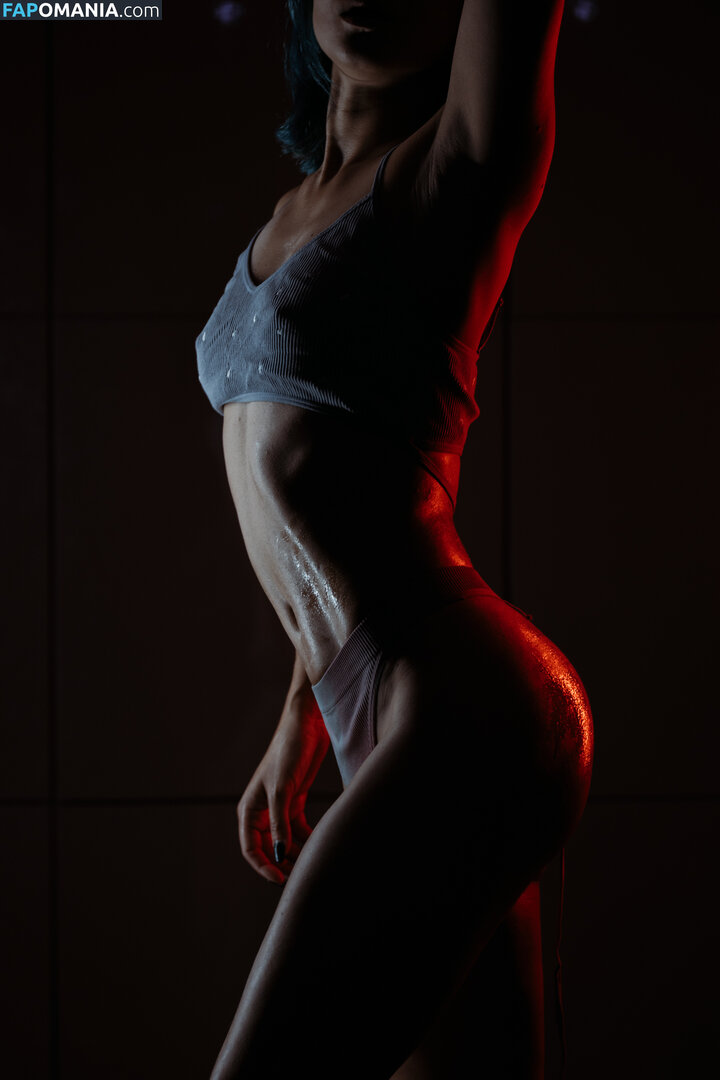 Lil90 / Lily_uv Naken OnlyFans  Läckta Foto #6