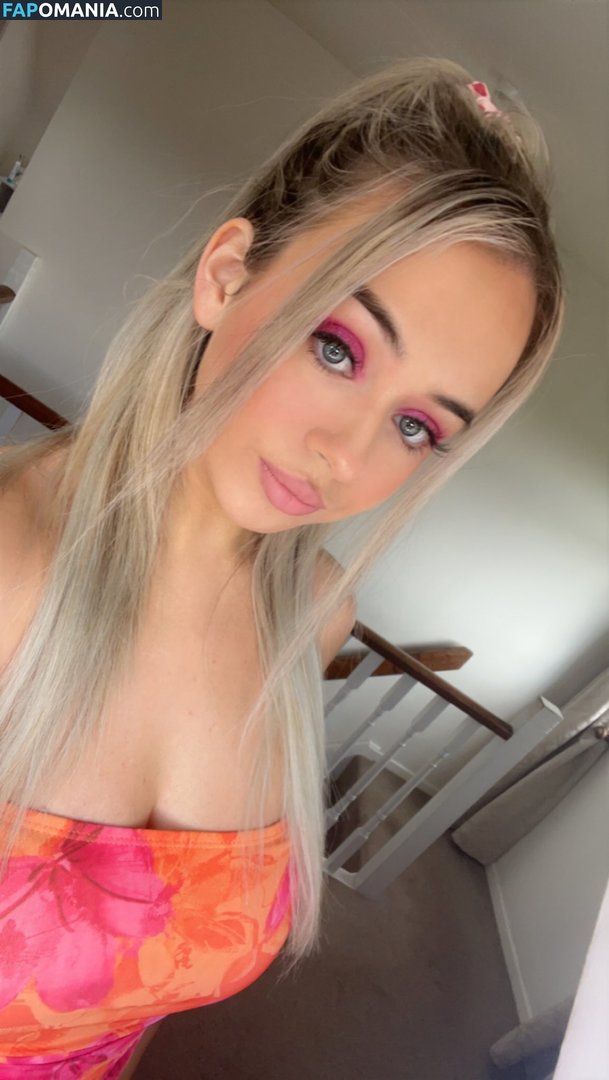 lilhunnixo / nellihoo Naken OnlyFans  Läckta Foto #39