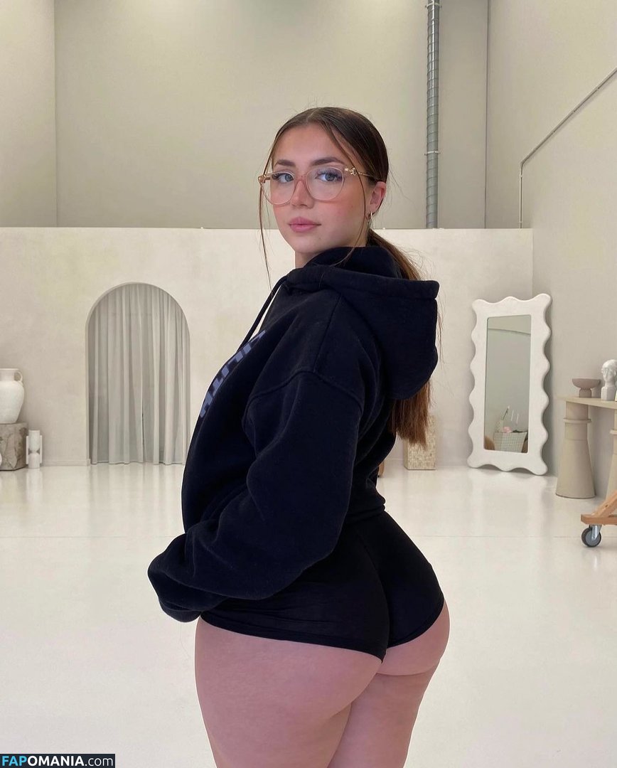 CavaliereLilith / Lilith Cavaliere / lilithcavaliere2nd / lilithcavalierex Naken OnlyFans  Läckta Foto #77