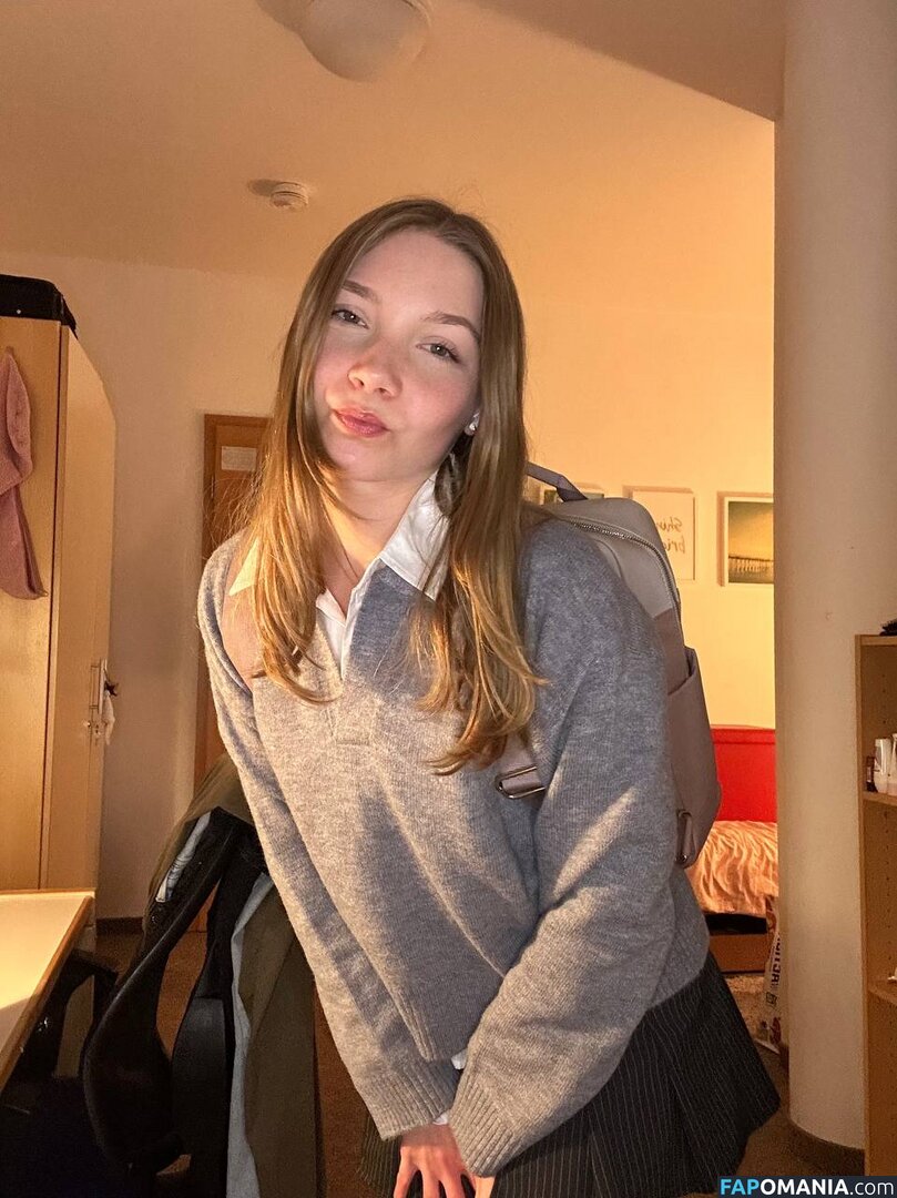 lilmaddiie Naken OnlyFans  Läckta Foto #5