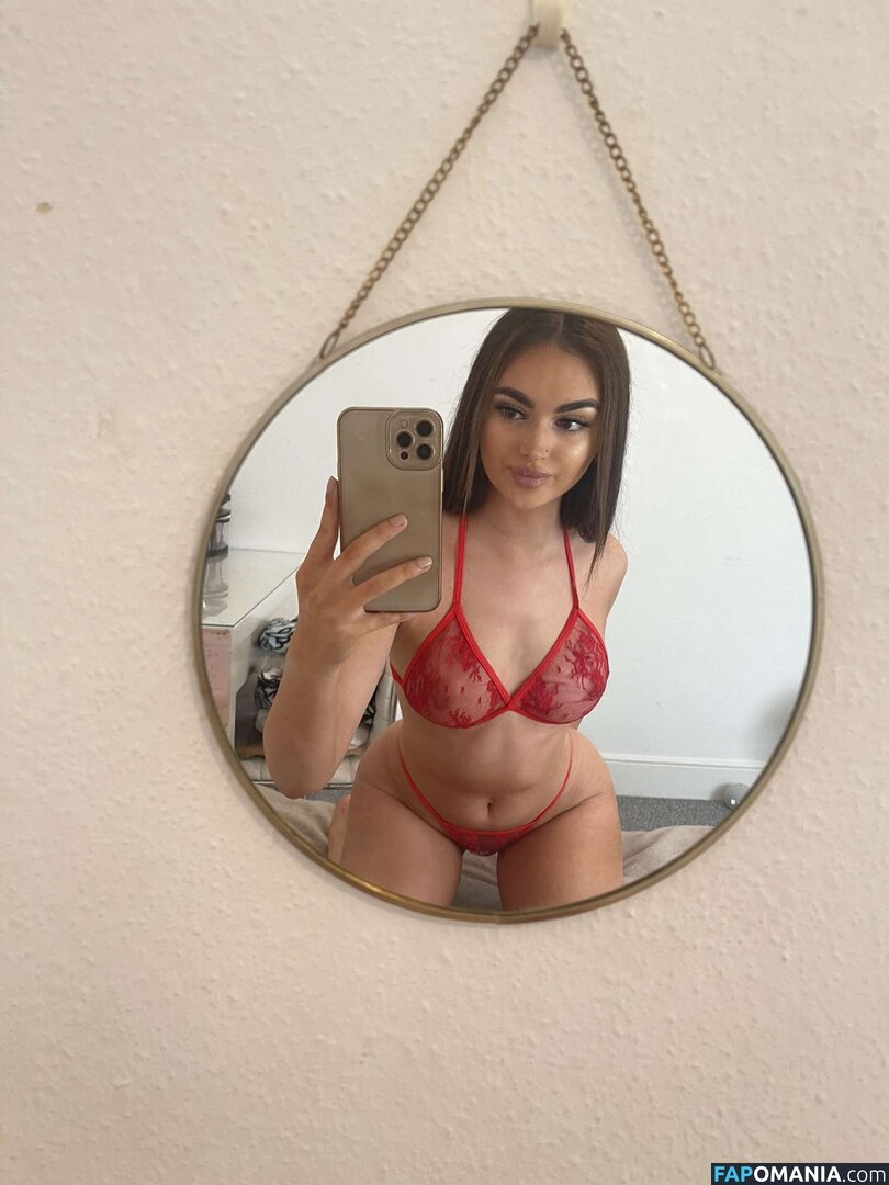 Lily Mascall / lilym03 / lilymascall Naken OnlyFans  Läckta Foto #1
