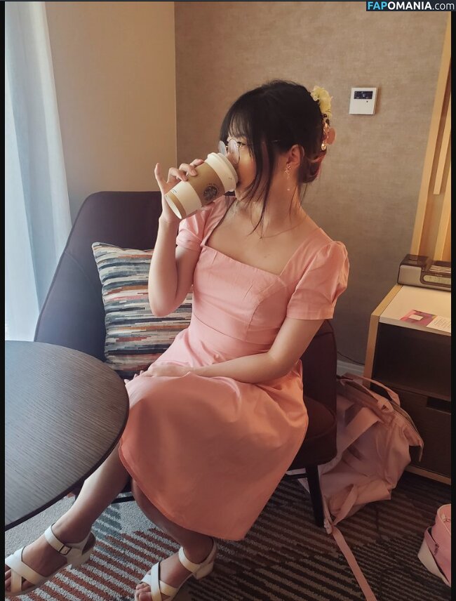 LilyPichu / onlysaber Naken OnlyFans  Läckta Foto #4