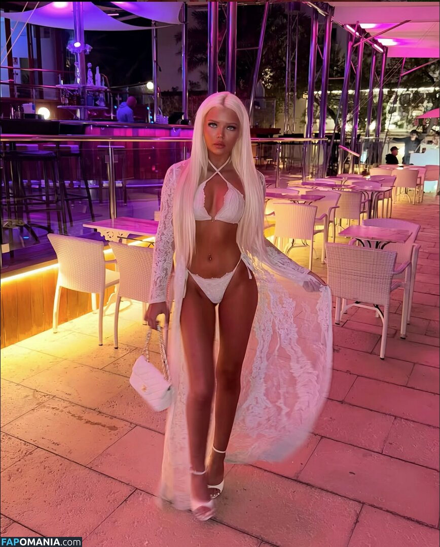 Lilyrosemoore_ Naken OnlyFans  Läckta Foto #10