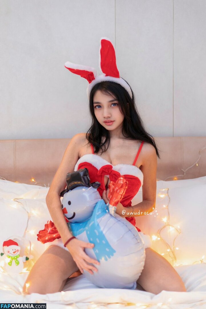 Lin Van Elsen Naken OnlyFans  Läckta Foto #2