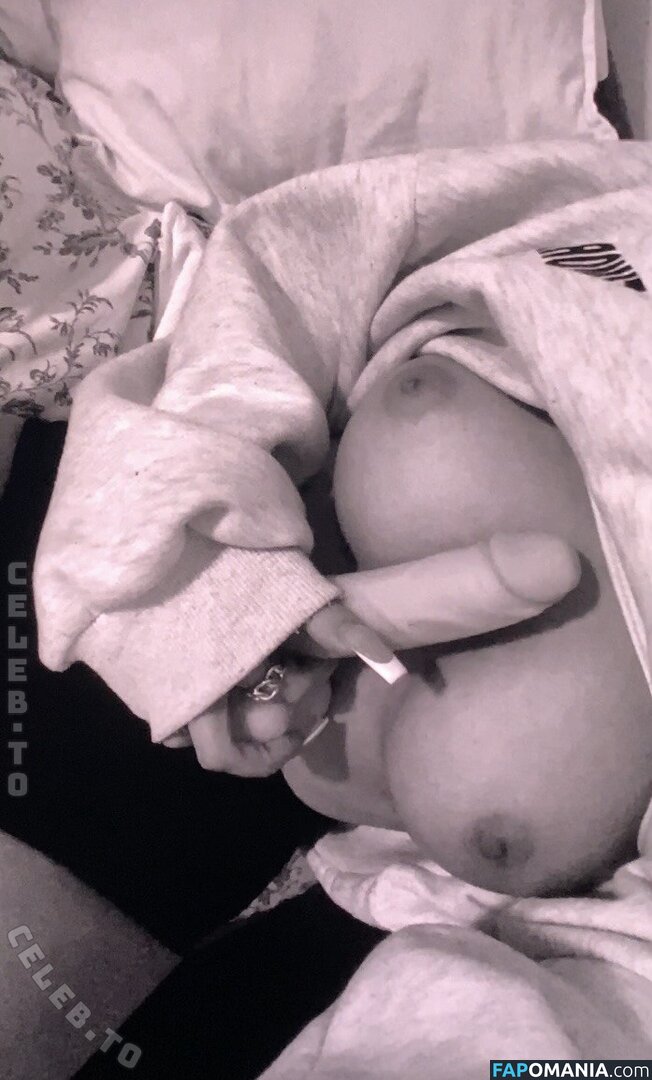 Lina.vey / Linav.ey Naken OnlyFans  Läckta Foto #1
