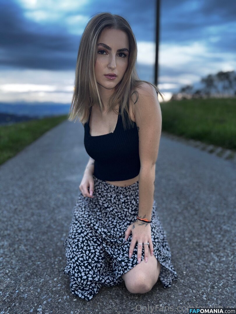 lindsilanestyle / linidreams Naken OnlyFans  Läckta Foto #8