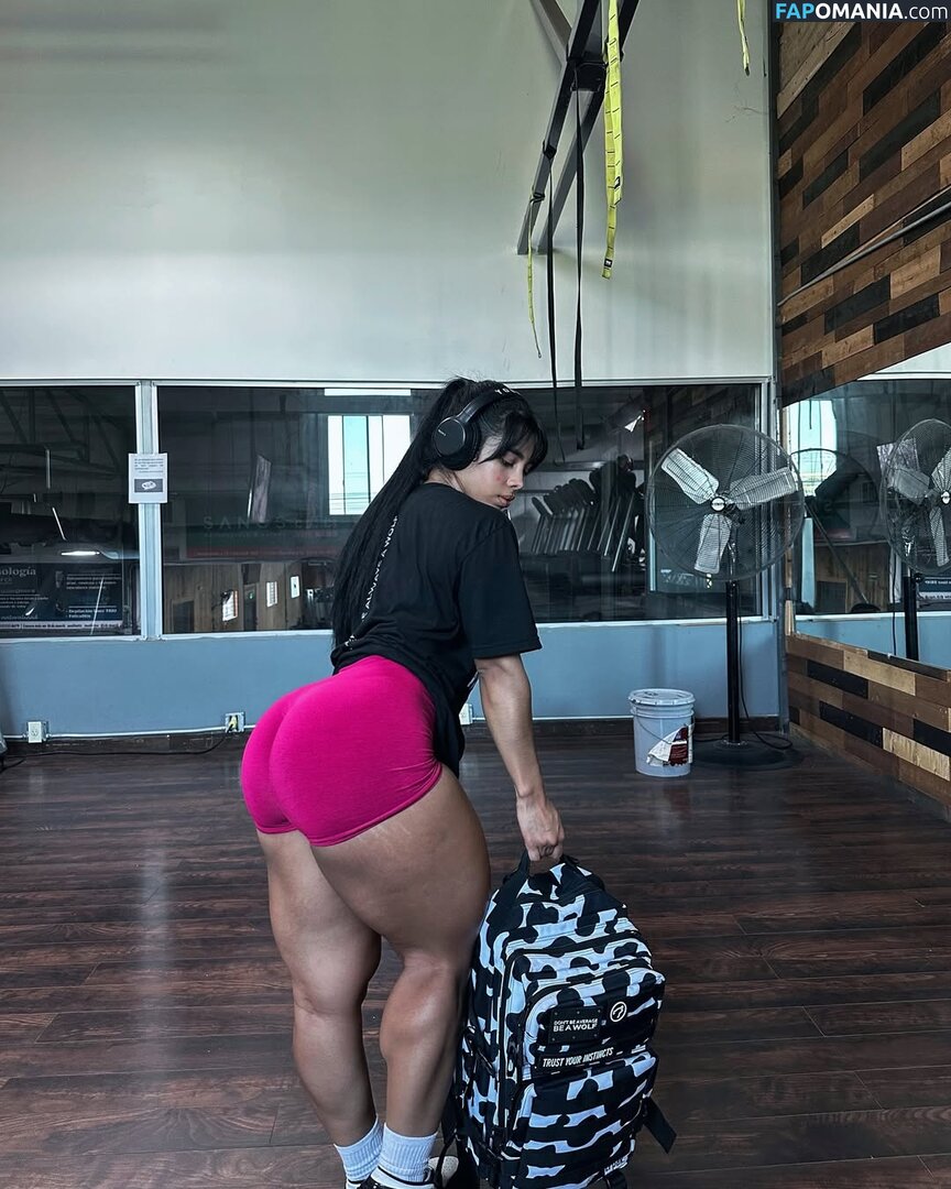 linnnna._ Naken OnlyFans  Läckta Foto #4