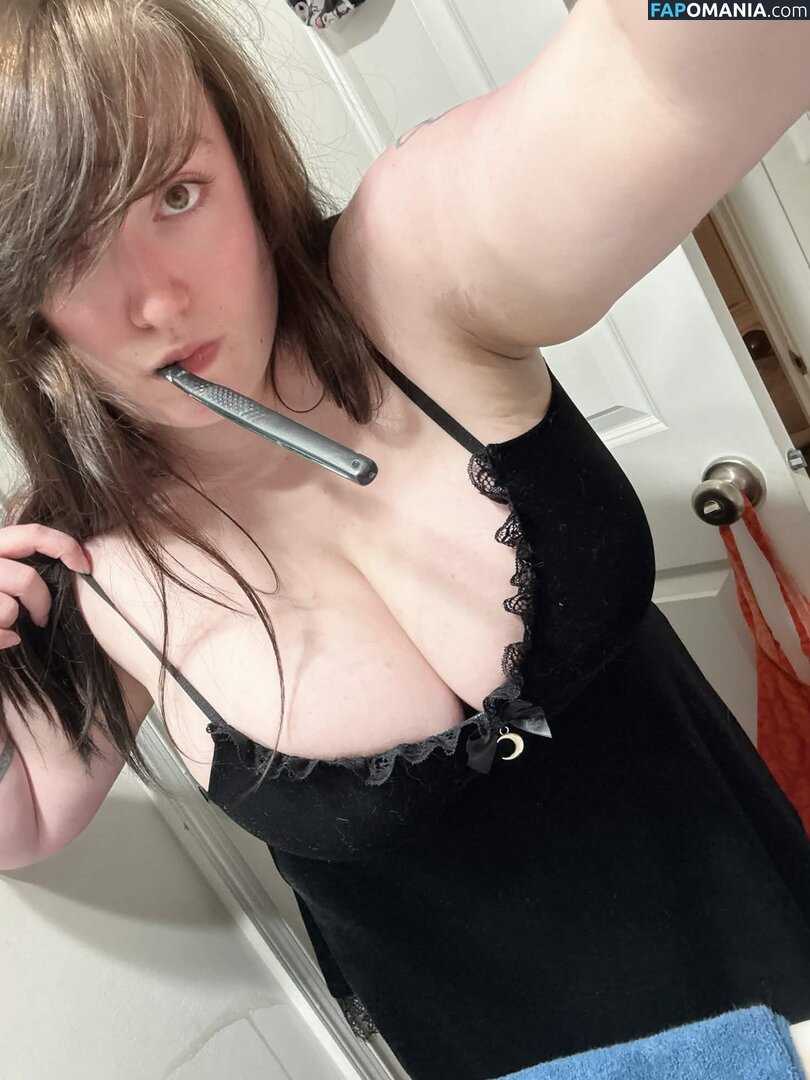 LinRARvtuber / Linrar Naken OnlyFans  Läckta Foto #1