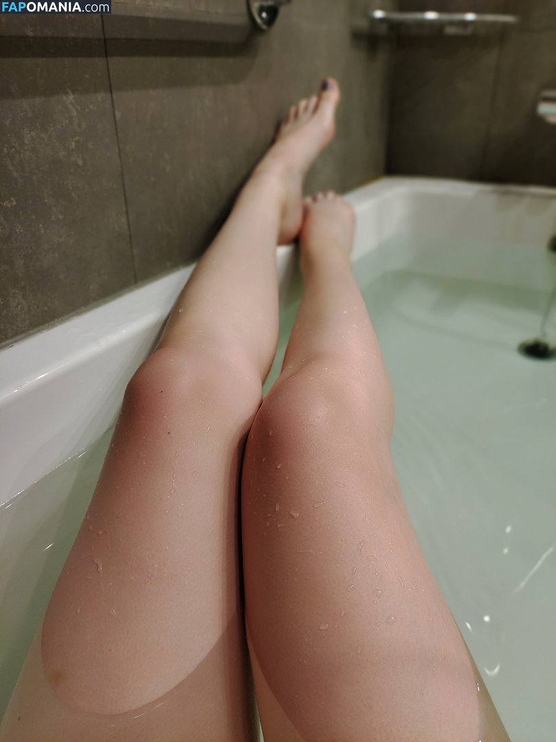 Lipisinkaaa / kazantseva_mimimi Naken OnlyFans  Läckta Foto #193