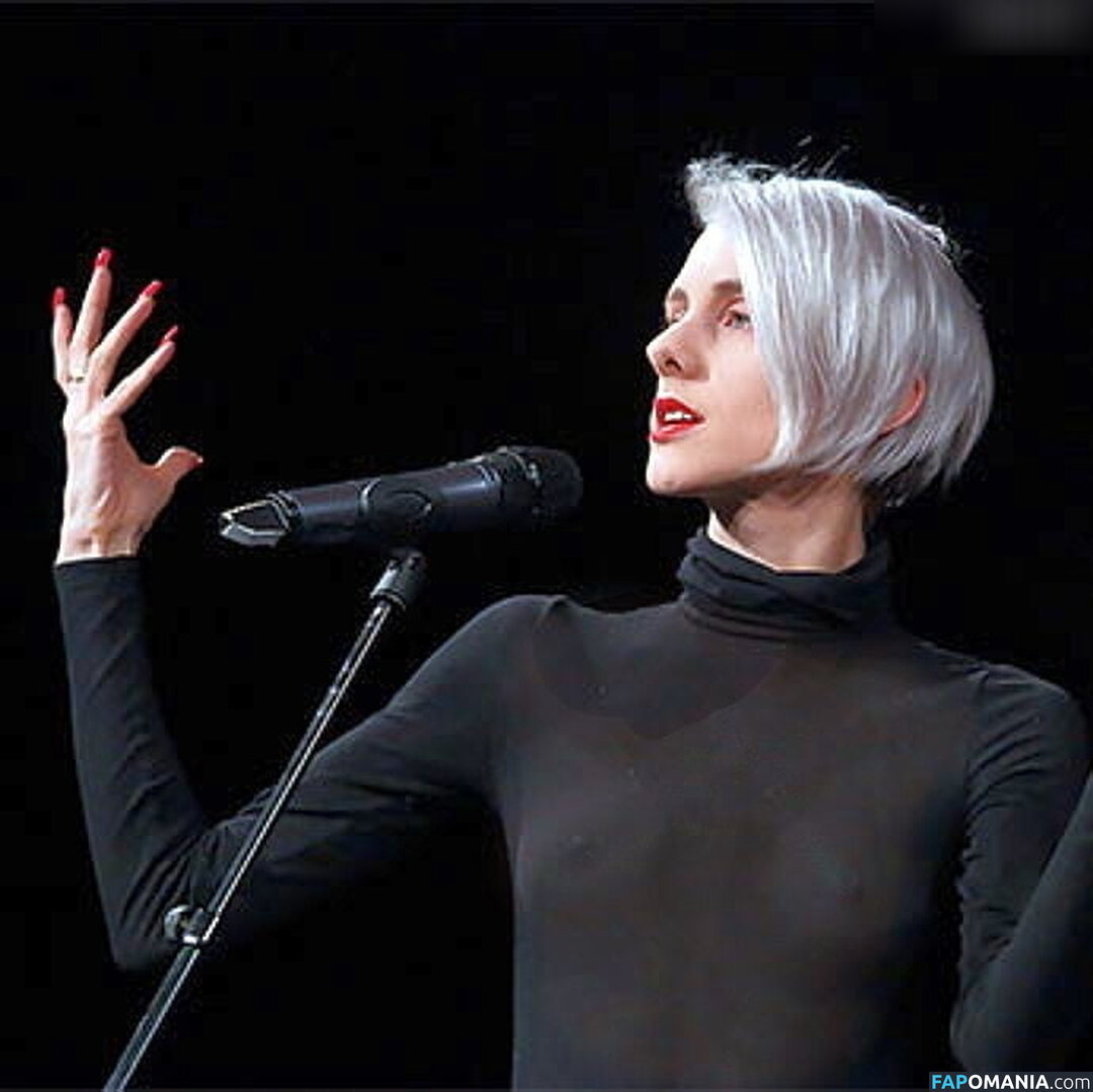 Lisa Eckhart / fraueckhart Naken OnlyFans  Läckta Foto #23