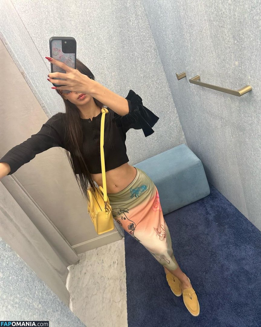 Blackpink / Lisa / lalalalisa_m / lisaamane Naken OnlyFans  Läckta Foto #27