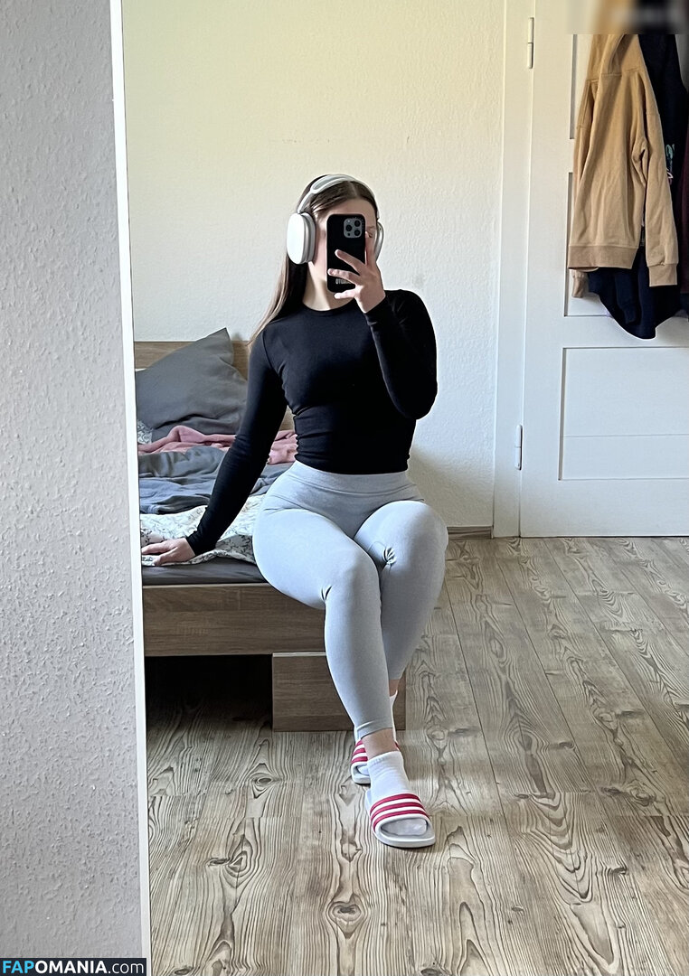 Lisamoto / lisaa.moto Naken OnlyFans  Läckta Foto #60