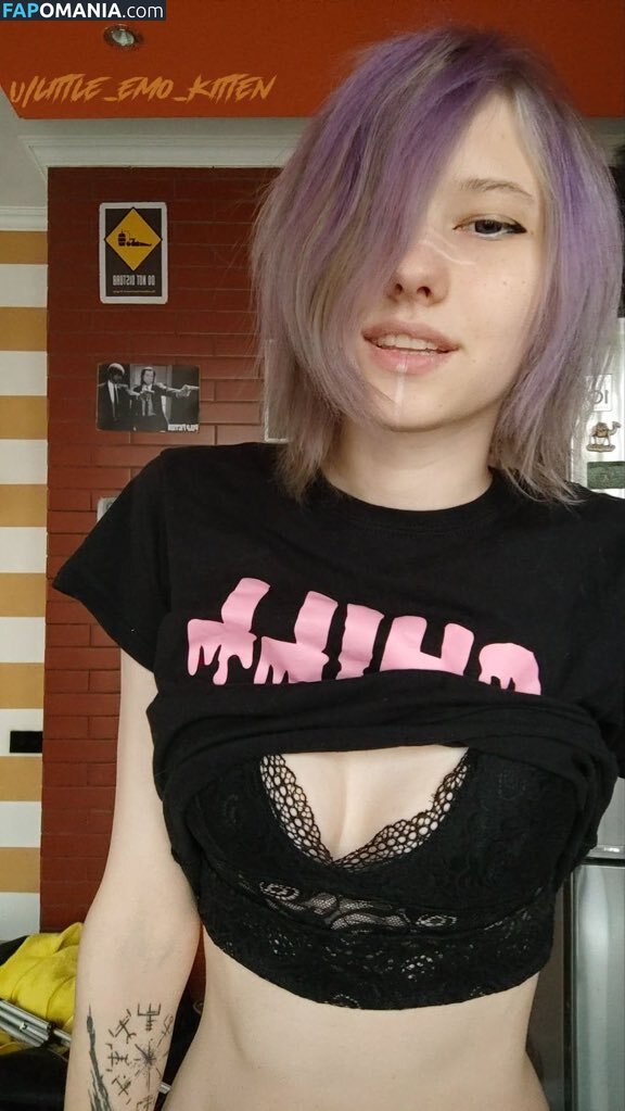 daddys_emo_girl / justemokitten / little_emo_kitten Naken OnlyFans  Läckta Foto #1210