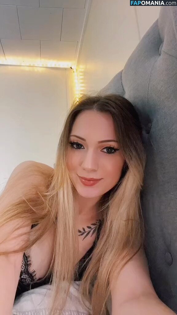 Little Momma / Littleemommaa21 / littlee.mommaa23 / littleemommaa23 Naken OnlyFans  Läckta Foto #5