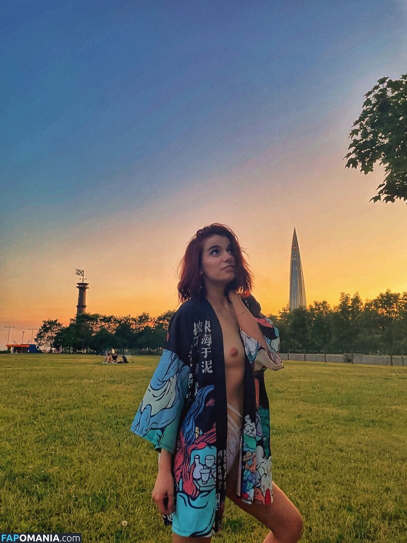 Little Satana / little.satana / s.satana_666 / tomnaya_satana Naken OnlyFans  Läckta Foto #28