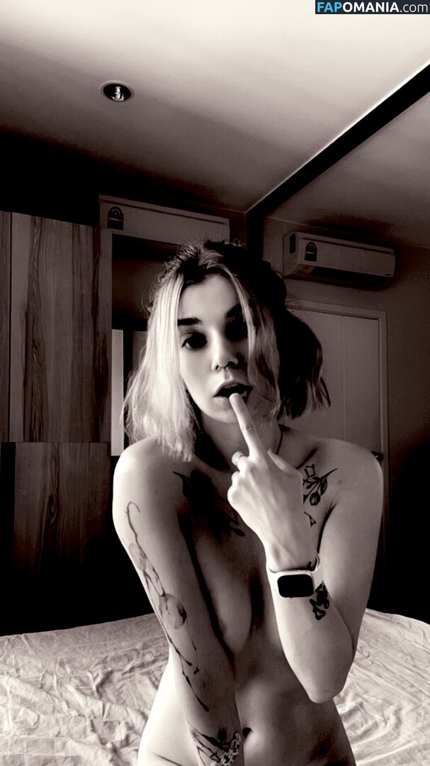 Little Satana / little.satana / s.satana_666 / tomnaya_satana Naken OnlyFans  Läckta Foto #32
