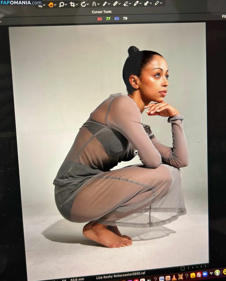 Liza Koshy / lizakoshy Naken OnlyFans  Läckta Foto #5