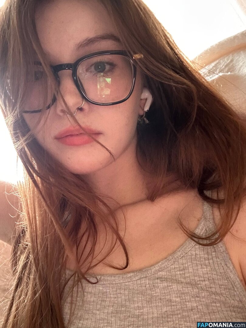 Ljinzer  / Ljinzer / linzarrd / Linzefeet / linzzzer / linziier / joleenlunzer Naken OnlyFans  Läckta Foto #1
