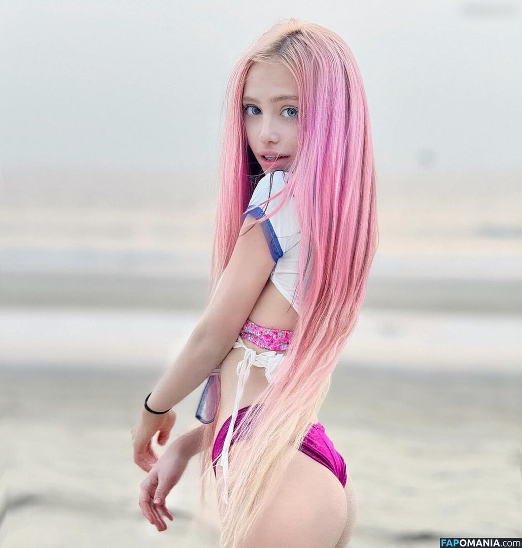 Belaofficial / LoLiBela / lolibela_2 / lovebela Naken OnlyFans  Läckta Foto #26