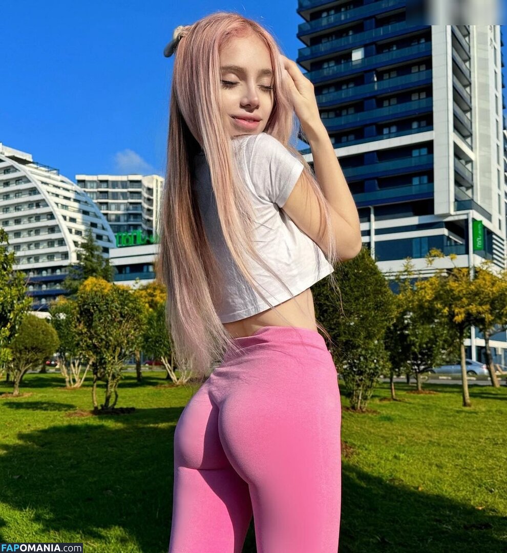 Belaofficial / LoLiBela / lolibela_2 / lovebela Naken OnlyFans  Läckta Foto #42
