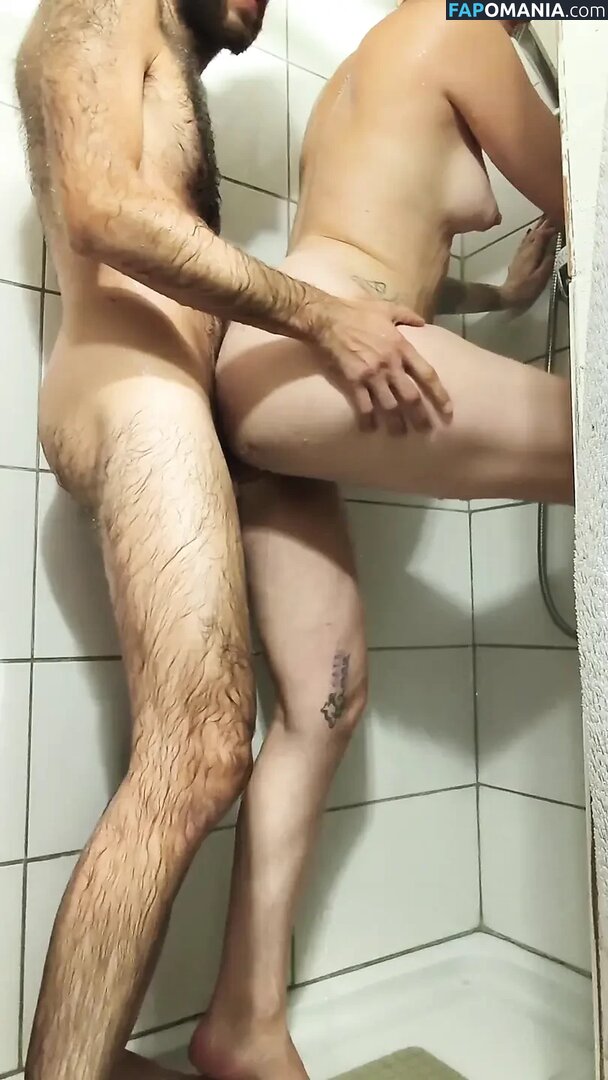 Lorna Burford Naken OnlyFans  Läckta Foto #17