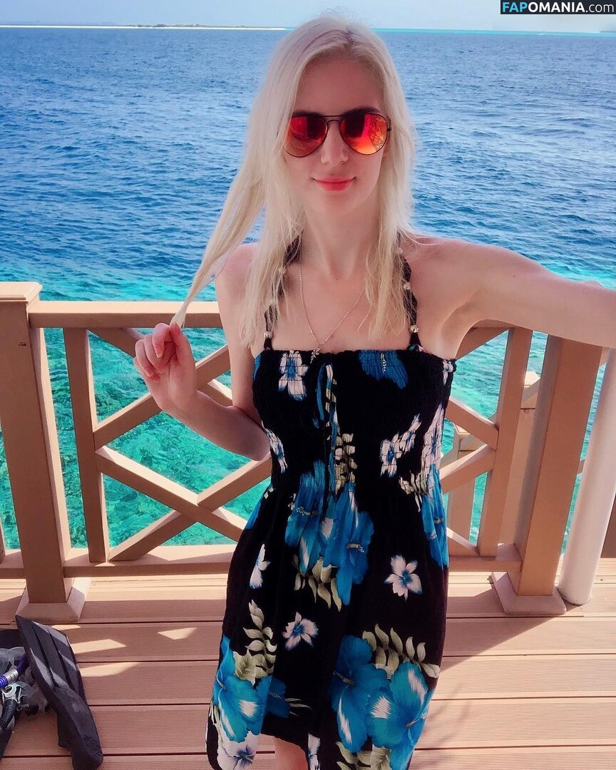 Lory / loorybbyg / vinoogeile Naken OnlyFans  Läckta Foto #3